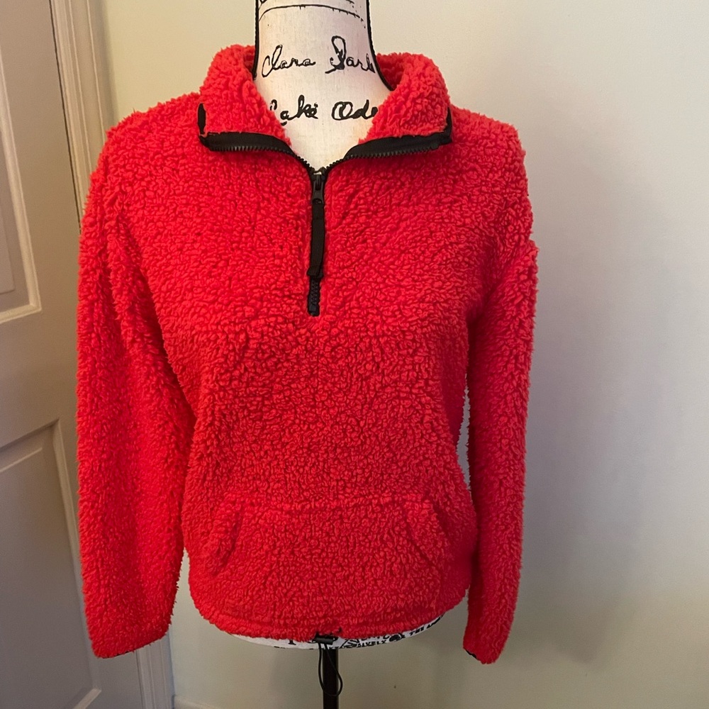 Plush pullover